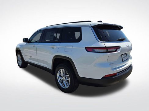New 2026 Jeep Grand Cherokee L Laredo AWD/4WD image 5