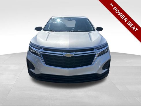 Used 2022 Chevrolet Equinox LS w/ LS Convenience Package image 11