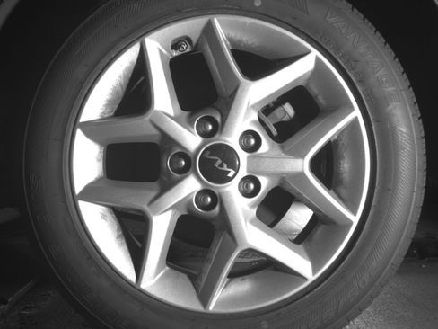 Used 2025 Kia Soul LX w/ LX Technology Package FWD image 19