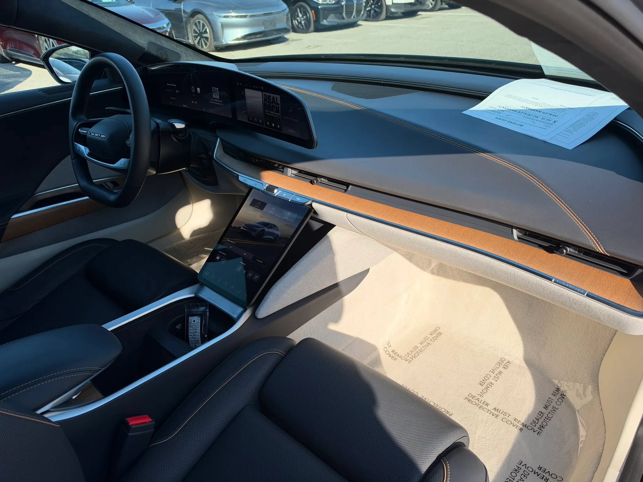 Used 2025 Lucid Air Pure RWD image 16