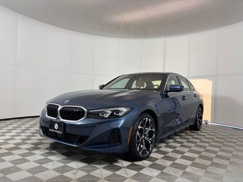 Used 2025 BMW 330i xDrive Sedan w/ M Sport Package AWD/4WD image 3