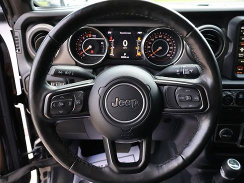 Used 2022 Jeep Gladiator Sport AWD/4WD image 31
