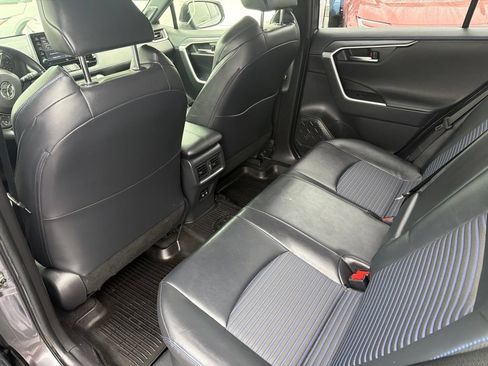 Used 2020 Toyota RAV4 XSE AWD/4WD image 19