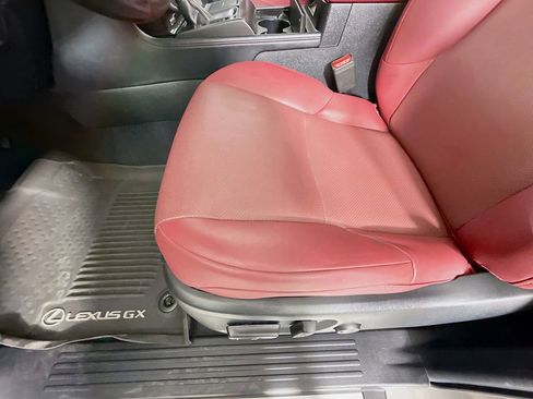 Certified 2023 Lexus GX 460 Premium w/ Premium Plus Package image 19