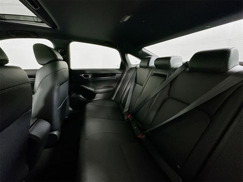 Used 2025 Honda Civic Sport Touring image 17