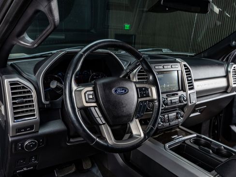 Used 2017 Ford F350 Platinum w/ Platinum Ultimate Package image 17