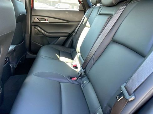 Used 2025 MAZDA CX-30 AWD 2.5 S w/ Preferred Package image 16