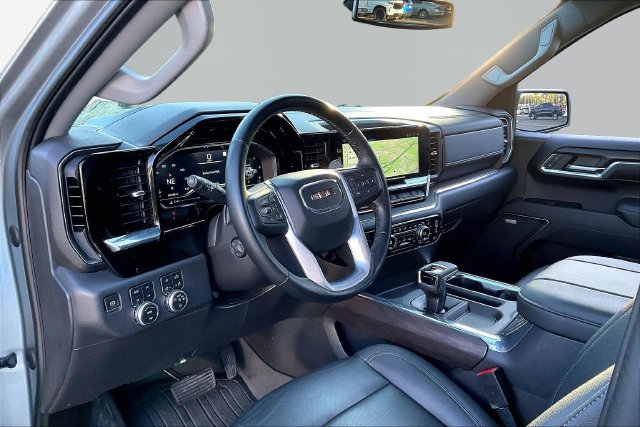 Used 2023 GMC Sierra 1500 SLT w/ SLT Premium Package AWD/4WD image 12