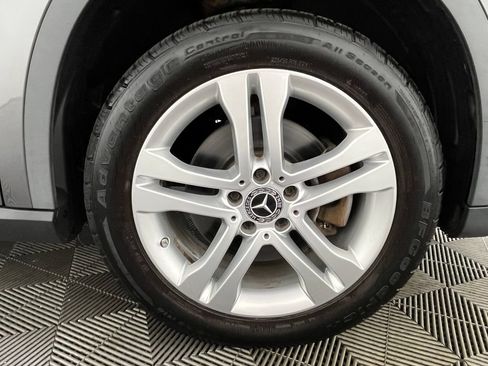 Used 2018 Mercedes-Benz GLA 250 4MATIC image 13