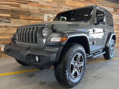 Used 2019 Jeep Wrangler Sport image 16