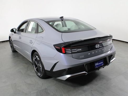 Certified 2026 Hyundai Sonata SEL FWD image 13