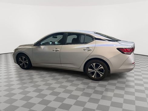 Used 2022 Nissan Sentra SV image 6