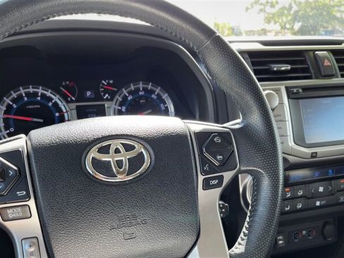 Used 2015 Toyota 4Runner Limited RWD image 10
