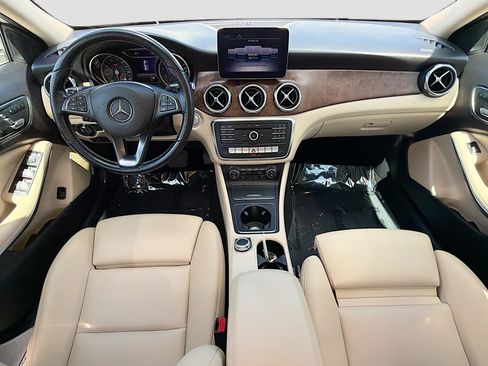 Used 2019 Mercedes-Benz GLA 250 image 15