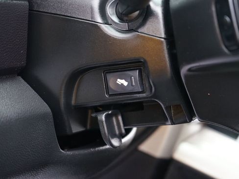 Used 2016 RAM 2500 Laramie w/ Sport Appearance Group image 12