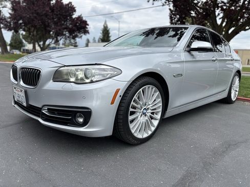 Used 2015 BMW 550i Sedan image 4
