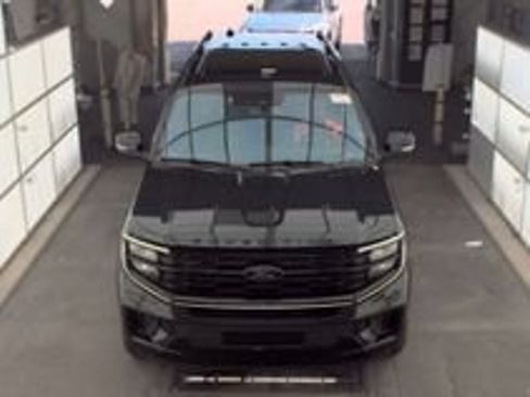Used 2025 Ford Expedition Max Platinum w/ Stealth Appearance Package AWD/4WD image 23