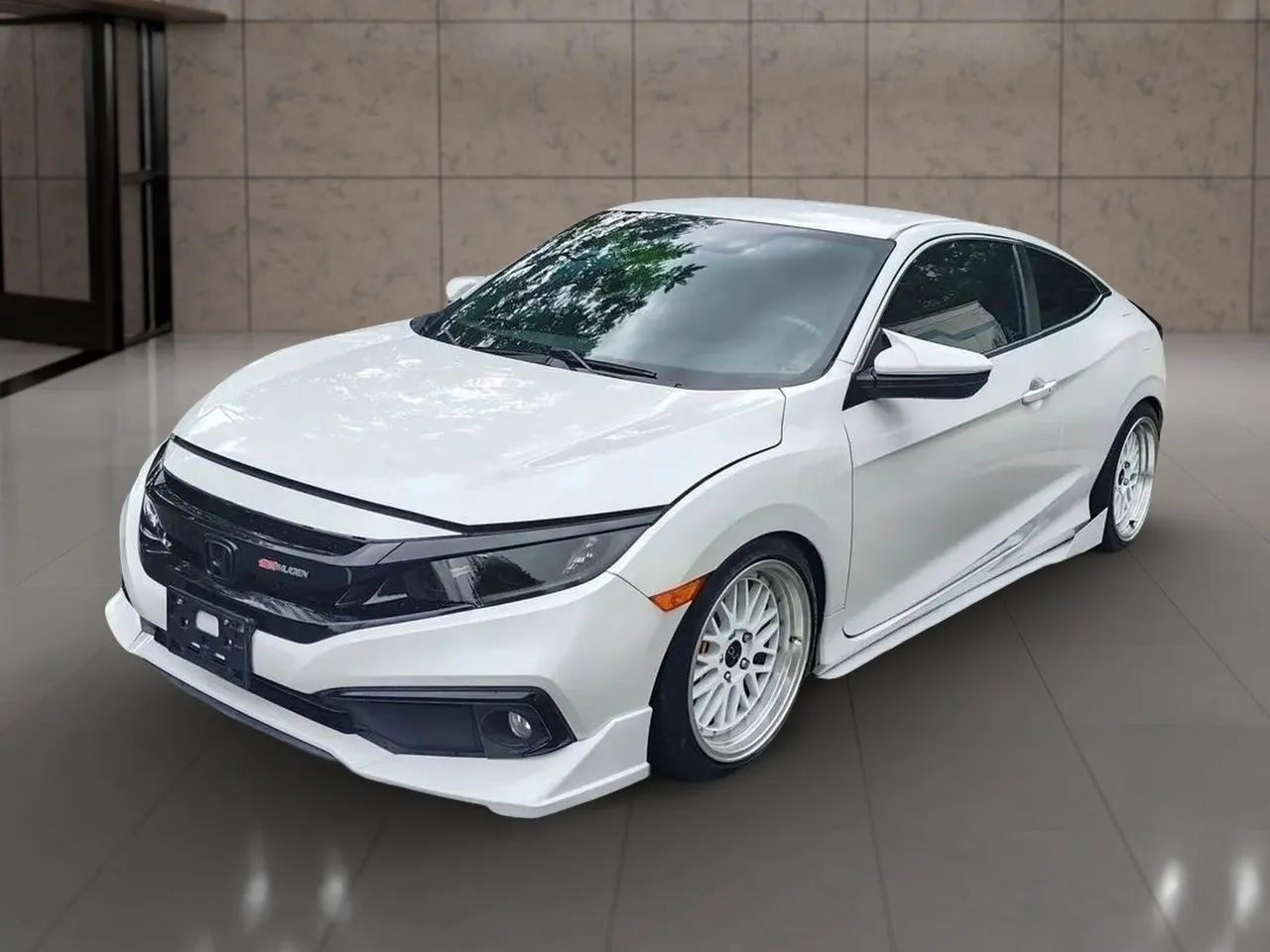Used 2019 Honda Civic Sport image 2