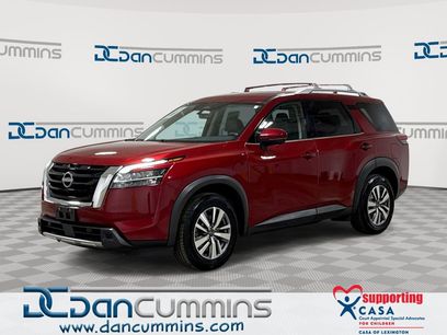 Used 2023 Nissan Pathfinder SL