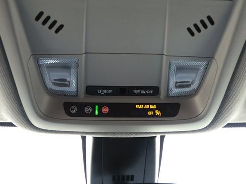 Used 2023 Chevrolet Blazer LT image 20