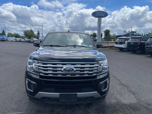 Used 2021 Ford Expedition Limited AWD/4WD image 2