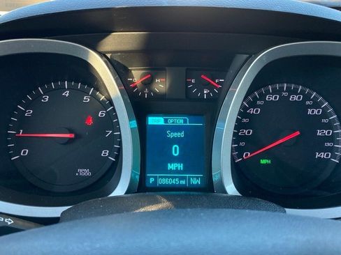 Used 2016 Chevrolet Equinox LS image 16