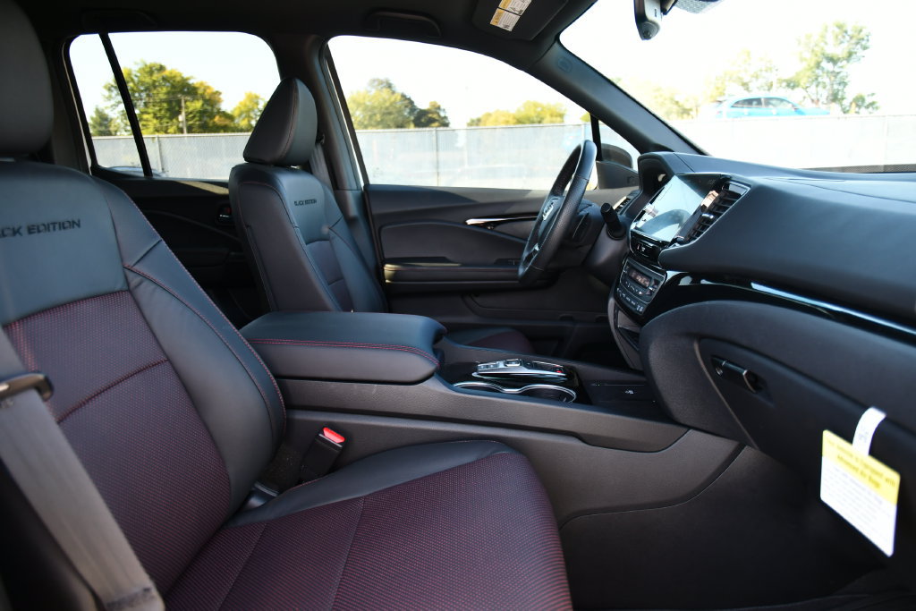 Used 2026 Honda Ridgeline Black Edition image 35