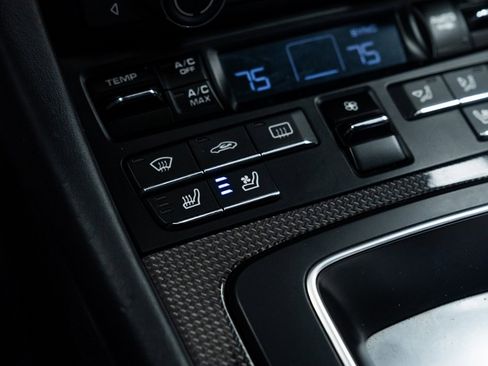 Used 2014 Porsche 911 Turbo S image 10