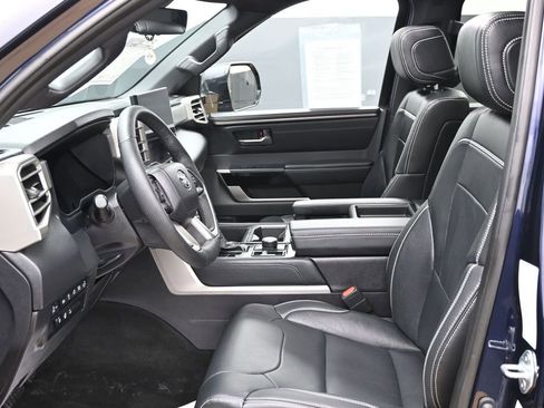 Used 2026 Toyota Tundra Limited AWD/4WD image 16
