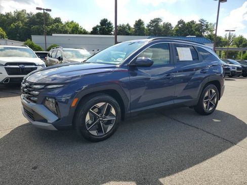 Used 2025 Hyundai Tucson SEL FWD image 3