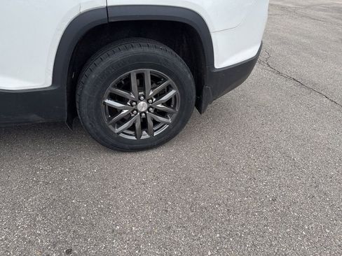 Used 2017 GMC Acadia SLT AWD/4WD image 34