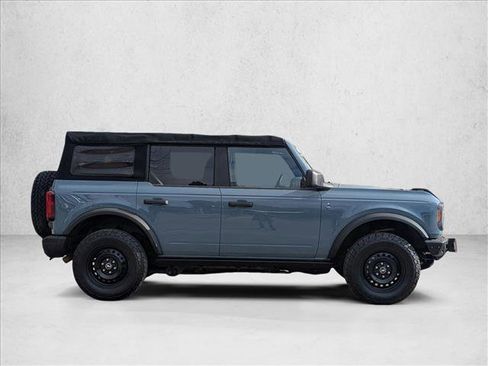 Used 2021 Ford Bronco Black Diamond AWD/4WD image 4