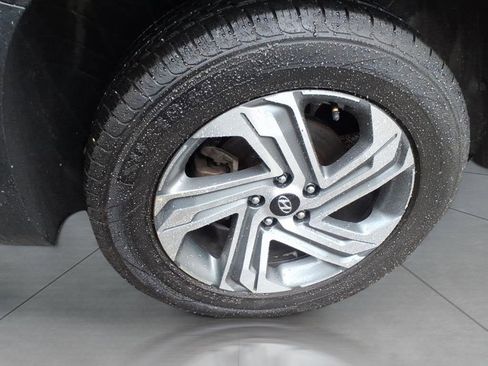 Used 2023 Hyundai Santa Fe SEL image 5