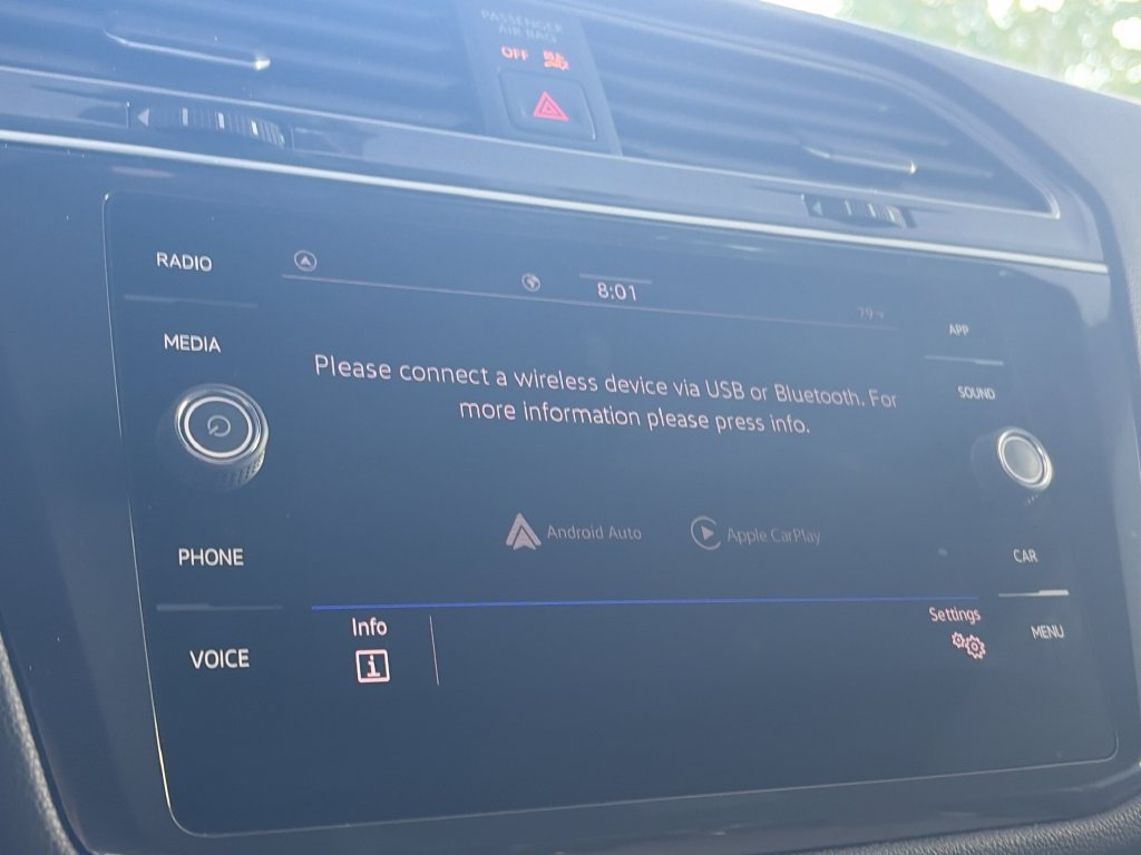 Certified 2024 Volkswagen Tiguan SE R-Line FWD image 22