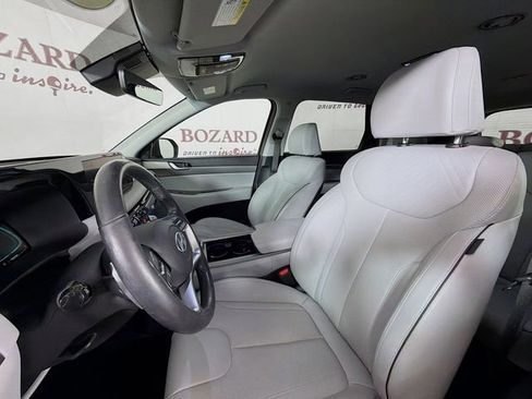 Used 2025 Hyundai Palisade SEL FWD image 25