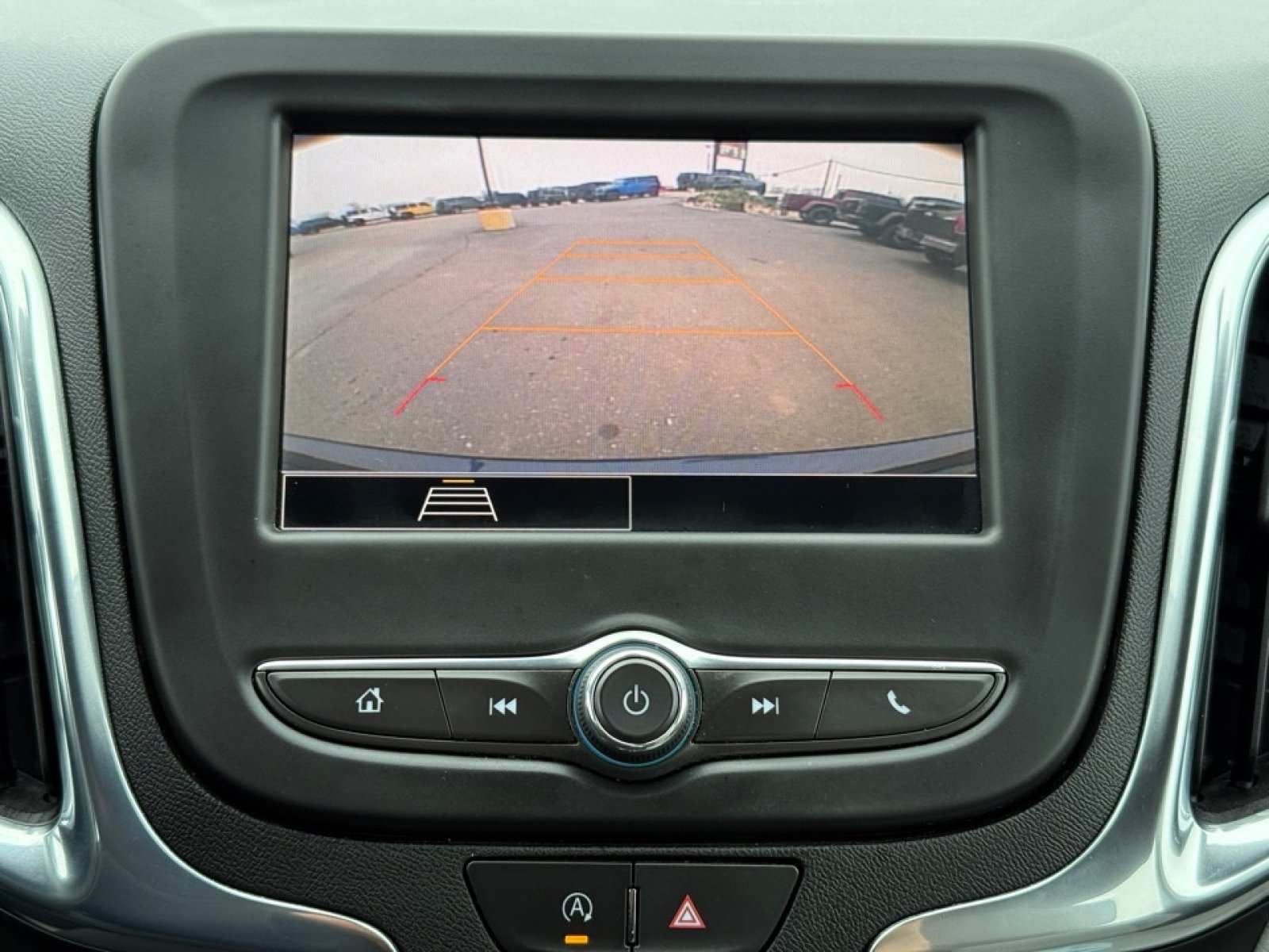 Used 2023 Chevrolet Equinox LS AWD/4WD image 13