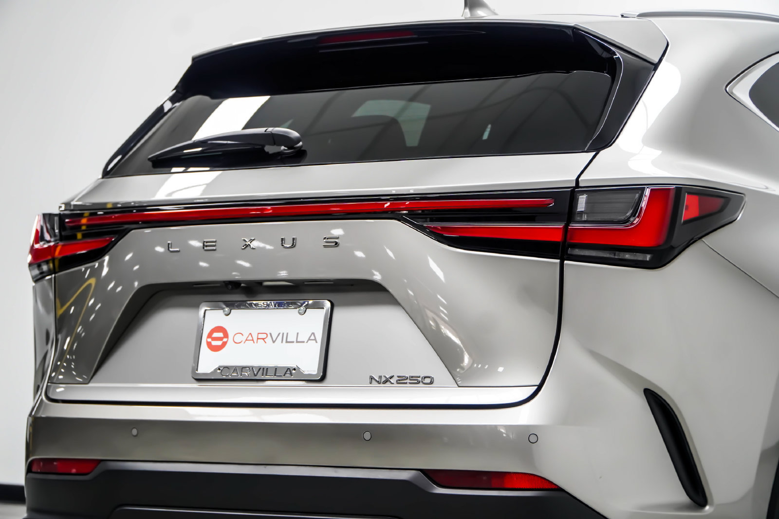 Used 2025 Lexus NX 250 FWD w/ Towing Package (2000 Lbs) image 15