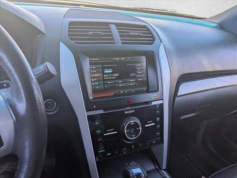 Used 2014 Ford Explorer Sport w/ Equipment Group 401A image 11