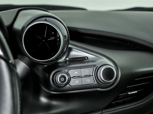 Used 2020 Ferrari F8 Tributo RWD image 30