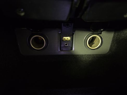 Used 2013 Toyota Avalon XLE FWD image 26