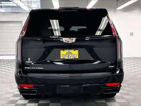 Used 2024 Cadillac Escalade ESV Sport Platinum AWD/4WD image 5