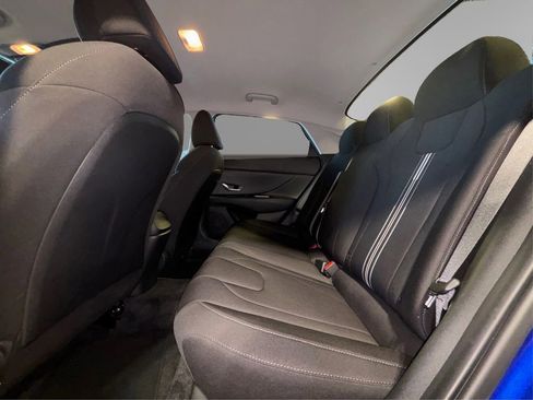 Used 2023 Hyundai Elantra SEL FWD image 10