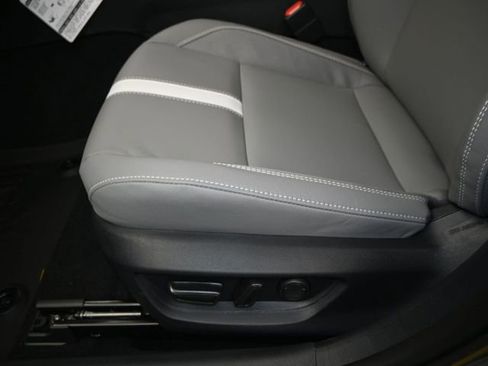 New 2026 Toyota Camry SE image 10