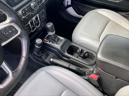 Used 2020 Jeep Gladiator Sport w/ Quick Order Package 24S image 18