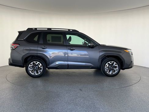 New 2026 Subaru Forester Premium AWD/4WD image 2