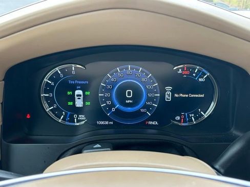 Used 2020 Cadillac Escalade ESV Platinum image 22