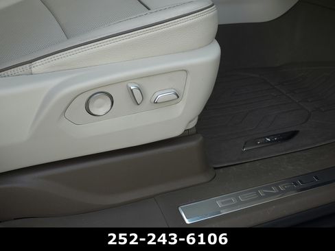 Used 2023 GMC Yukon XL Denali w/ LPO, Floor Liner Package RWD image 44