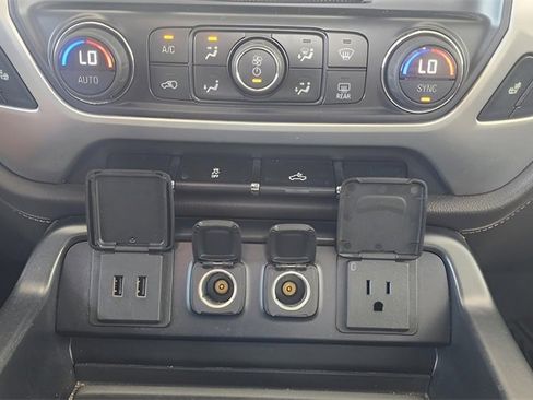 Used 2016 GMC Sierra 1500 SLE w/ SLE Value Package image 32