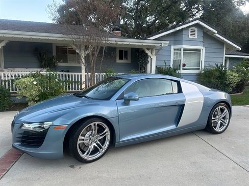 Used 2009 Audi R8 V8 w/ Enhanced Leather Pkg image 3