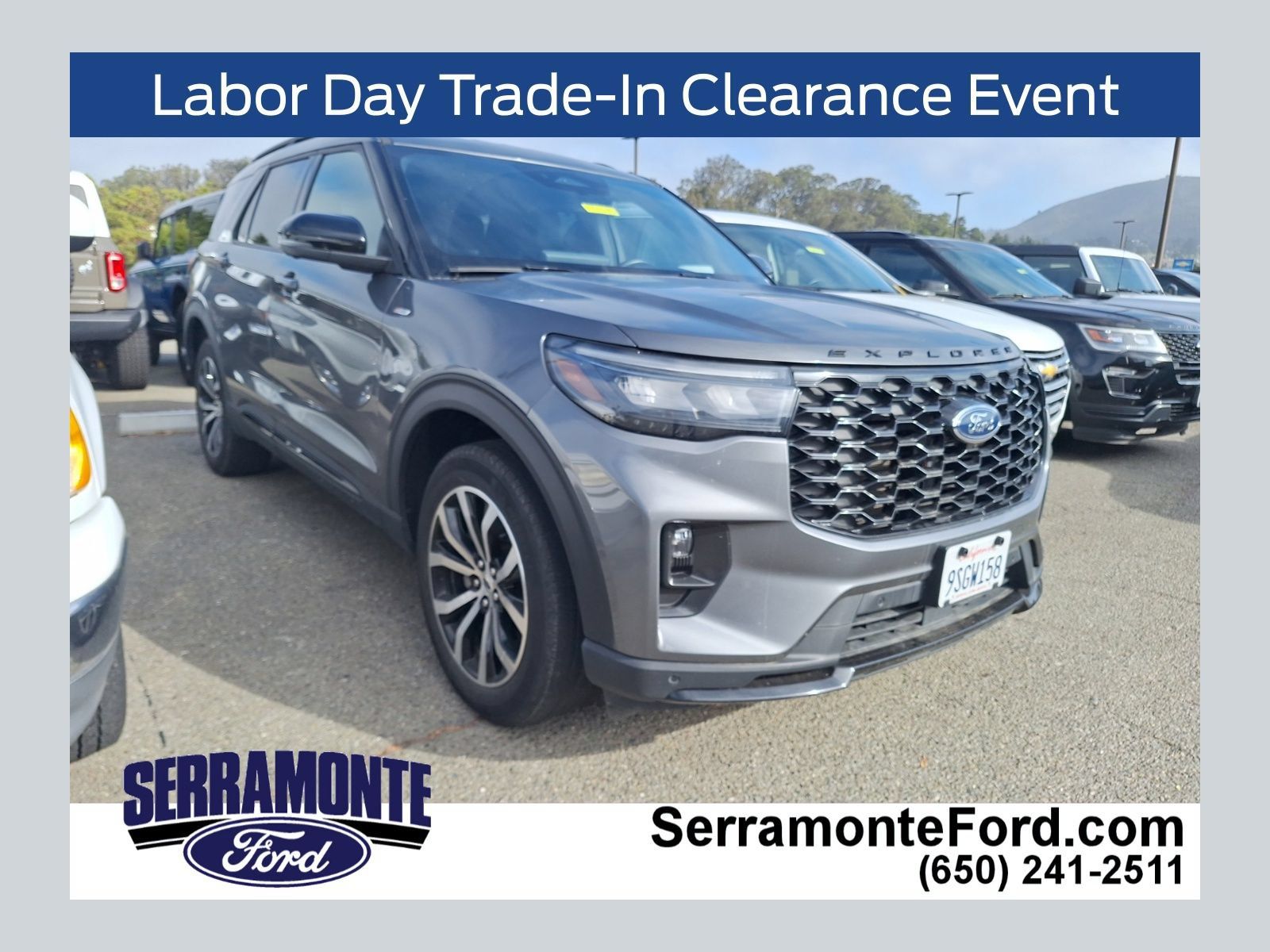 Used 2025 Ford Explorer ST-Line AWD/4WD image 1